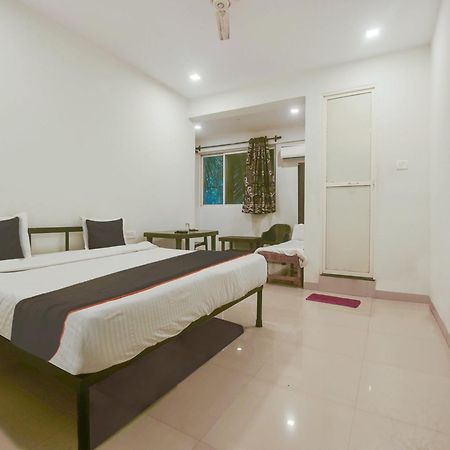 Collection O Morjim Sea Wave Hotel Exterior foto